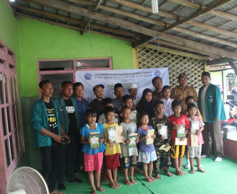 Prodi Hukum Ekonomi Syariah dan Al-Fayyad Berbagi Gelar Bakti Sosial