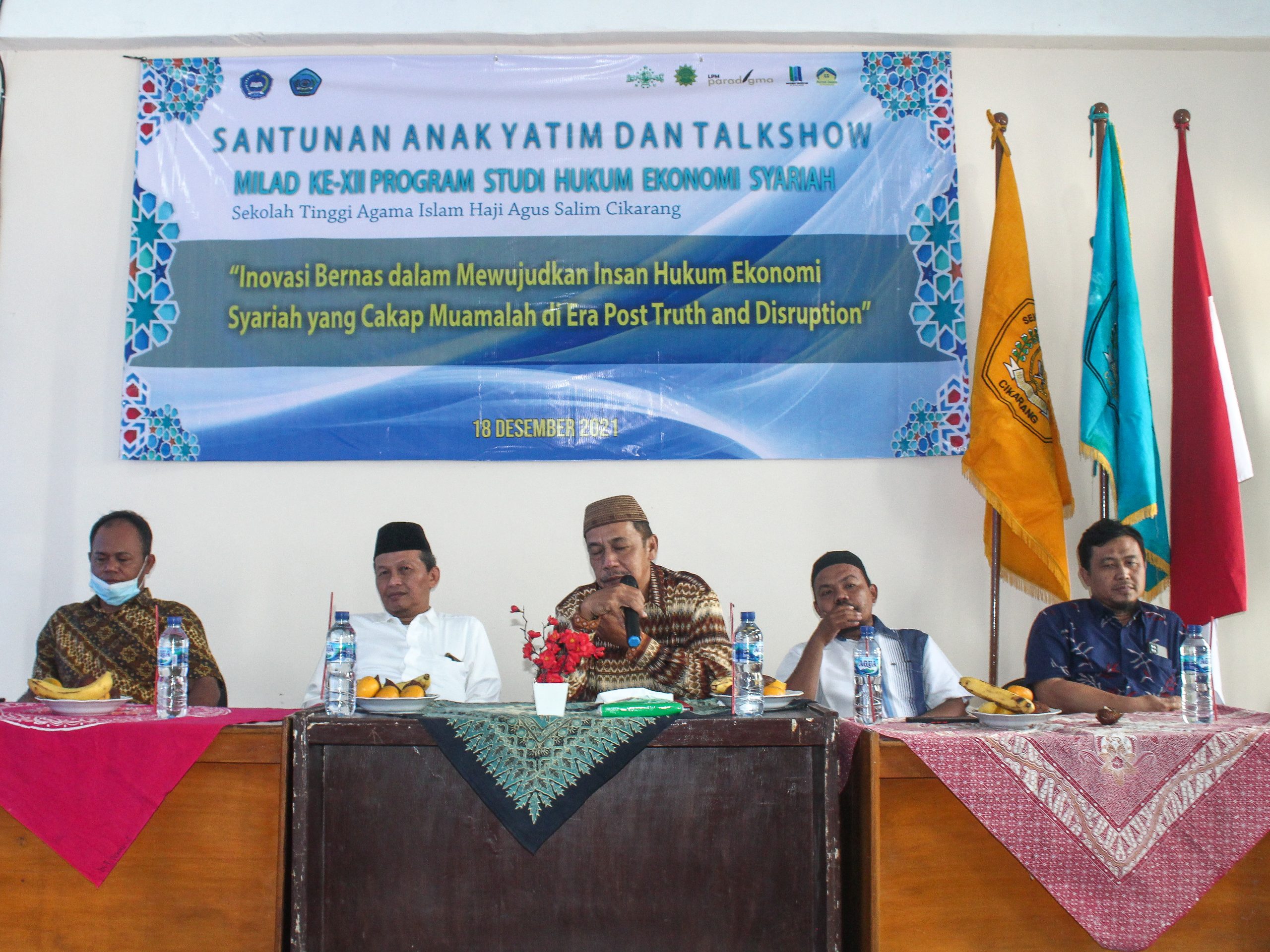 HMP HES Selenggarakan Santunan Anak Yatim dan Talk Show dalam Rangka Milad Program Studi HES STAI HAS yang Ke-12